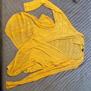 Lightweight sweater/coverup. Torrid size 4.